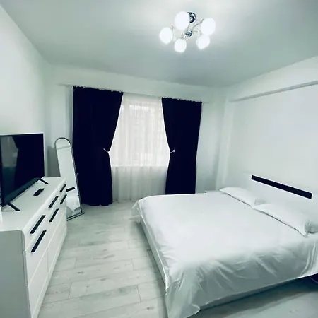 Apartament Lux Ξενοδοχείο Κραϊόβα